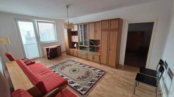 Prenájom priestranného 2-izbového bytu v Nových Zámkoch - 4