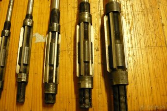 Nastavitelne vystruzniky - 4