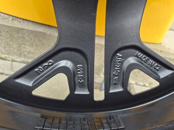 Predam - CUPRA Hadron 20" + Pirelli 255/40R20 - 4