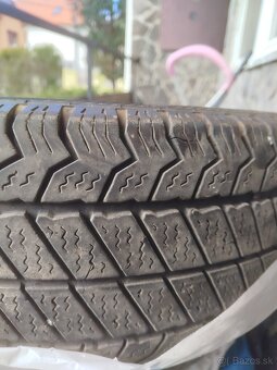 Zimné pneumatiky 215/60 R17 C 2x2 - 4