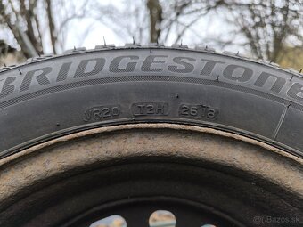 Zimné Bridgestone 205x60 R16 - 4