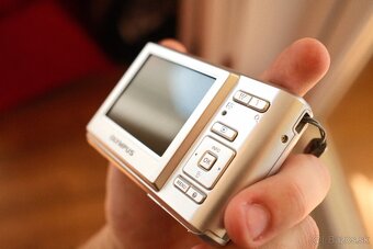 Olympus T100 - 4