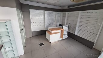 Kompletné zariadenie prevádzky použiteľné na rôzny tovar - 4