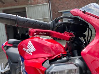 Honda CBR500R PC70 rok 2024 len 1790km - 4