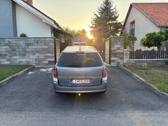 Opel Astra Combi - 4