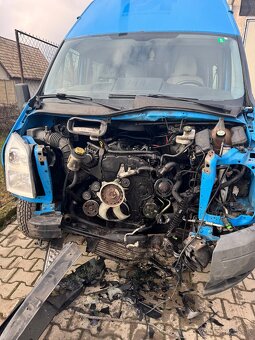 Ford Transit 114kw 2.2 6miest - 4