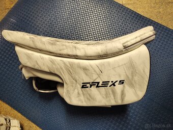 Brankárska Lapačka a vyrážačka CCM eflex 5 - 4