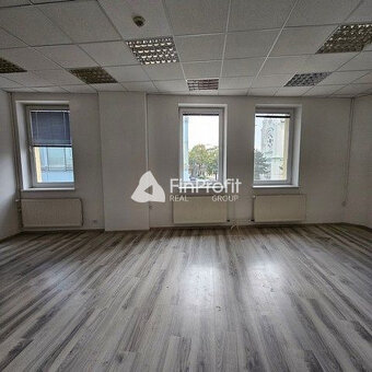 Kancelária v administratívnej časti Hotela Saffron - 48,9 m2 - 4