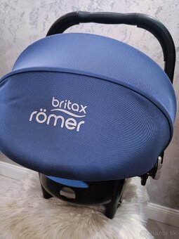 BEZPEČNÁ AUTOSEDAČKA BRITAX BABY - SAFE I-SIZE BLUE - 4