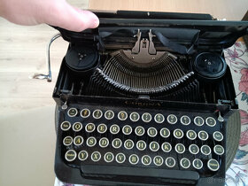 Corona kufríkoý písací stroj - 4