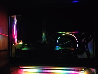 mini ITX, 5700X3D alebo 14400F, 7800 XT - 4