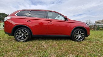 MITSUBISHI OUTLANDER 2.2 DI-D AUTOMAT 7-miestne - 4