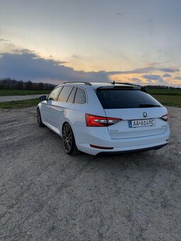 Superb 3 2.0 140kw - 4
