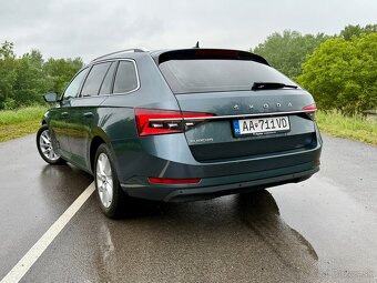Škoda Superb Combi 2.0 Tdi 110kw - 4