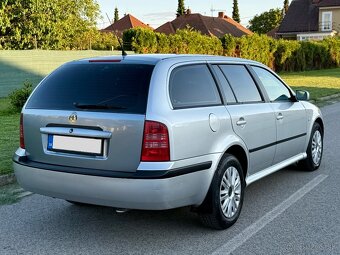 Škoda Octavia Combi 1.9 TDI 81kW Elegance - 4