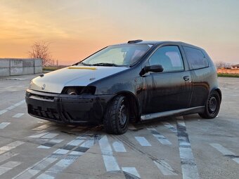 Fiat Punto 1.9 JTD - 4