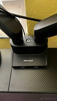 Monitory - 4