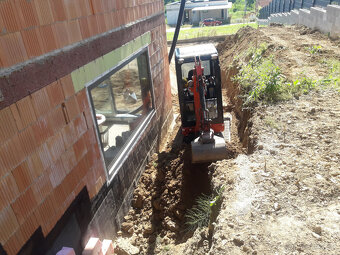 Ponúkame zemné a výkopové práce Kubota , Avant , Dumper - 4