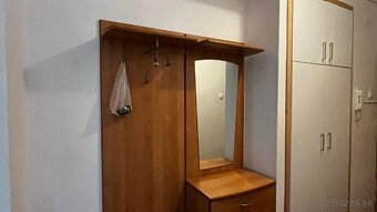 Na PREDAJ príjemný 2-izbový byt s balkónom v tichej a zelene - 4