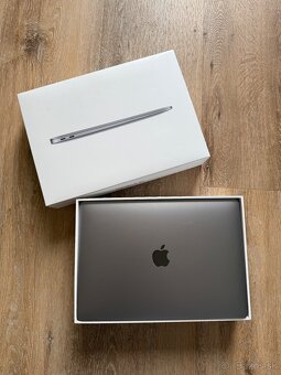 MacBook Air 13,3" M1  - space grey – ako novy - 4
