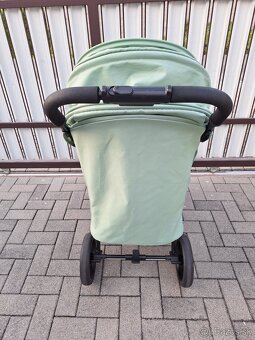 Predám-športový skladací kočík zn. Kinderkraft - 4