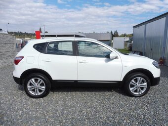Nissan Qashqai 1.6DCi 110PS NAVI STK TOP STAV - 4