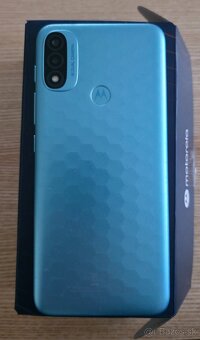 Motorola Moto e20 - 4