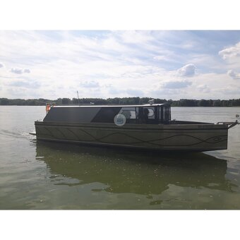 Kabínková hliníková loď - 4