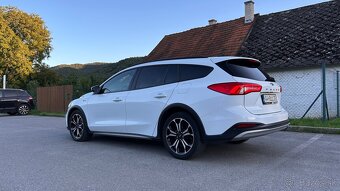 Ford Focus Active 2.0 EcoBlue A/T - 4