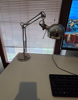 PC zostava + písací stolík a kreslo - 4