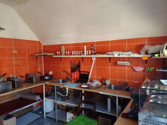 Stánok pri Sandokane - 4