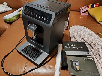 KRUPS HOT&COLD EA898GF0 - 4