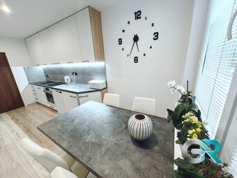 REZERVOVANÉ Ponúkame Vám na predaj 3 izbový byt Trenčianske - 4