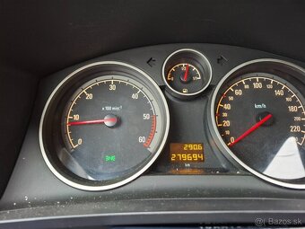 Opel Zafira 1.9 tdci 7 miestna - 4