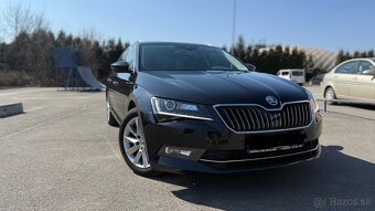 Škoda Superb Combi 2.0 TSI 4x4 Style DSG - 4