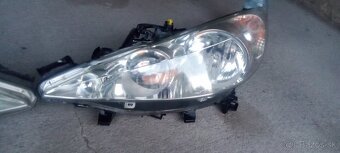 Predam original svetla na Peugeot 207 cena za obe 100€ - 4