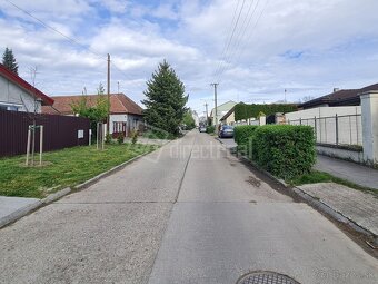 Exkluzívna ponuka Pozemok priamo v centre mesta Sládko… - 4