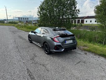 Honda Civic X 1.5 DOHC Vtec - 4