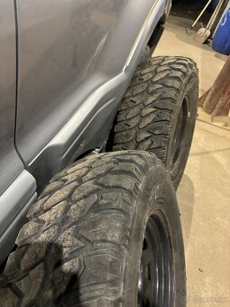 Predam kolesa 265/75R16 - 4