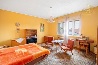ZNÍŽENÁ CENA Na predaj 4 izbový rodinný dom v tichej časti - 4