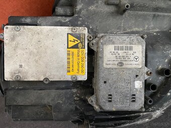 Svetlo mercedes cls - 4