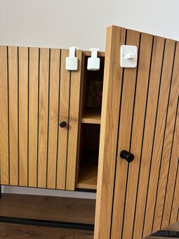 Komoda - 2 dvere dub - 4