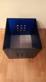 Predám knižnicu/deliacu stenu MALM - 4