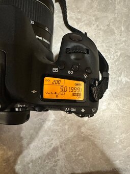 Canon EOS 77D + objektív 18-55mm + Godox blesk + príslušenst - 4