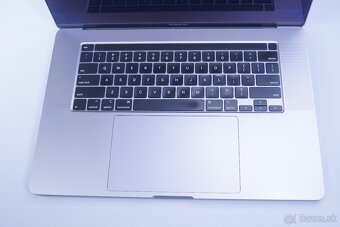 ZÁRUKA/Macbook Pro 16"CTO/I9 2.4GHZ/64GB RAM/512GB SSD/TOP/ - 4