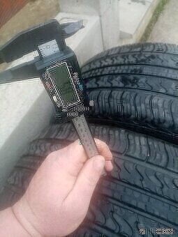 235/55 r17 letné - 4