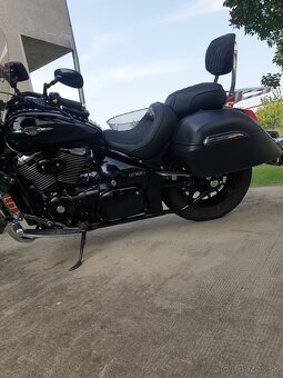 Suzuki intruder 800c - 4