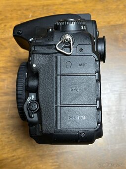 Nikon D810 + MB-D14 - 4