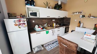 Predám 2-izbový byt “Nová Radvaň” - 4