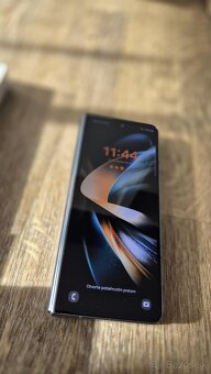Samsung galaxy Z FOLD 4, 256gb, krásny top stav - 4